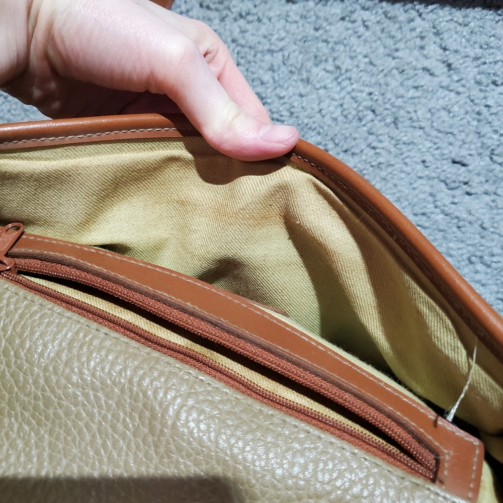 Guess Vintage Purse - Picture 8 of 14